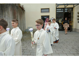 Feier der 1. Heiligen Kommunion in Sankt Crescentius (Foto: Karl-Franz Thiede)